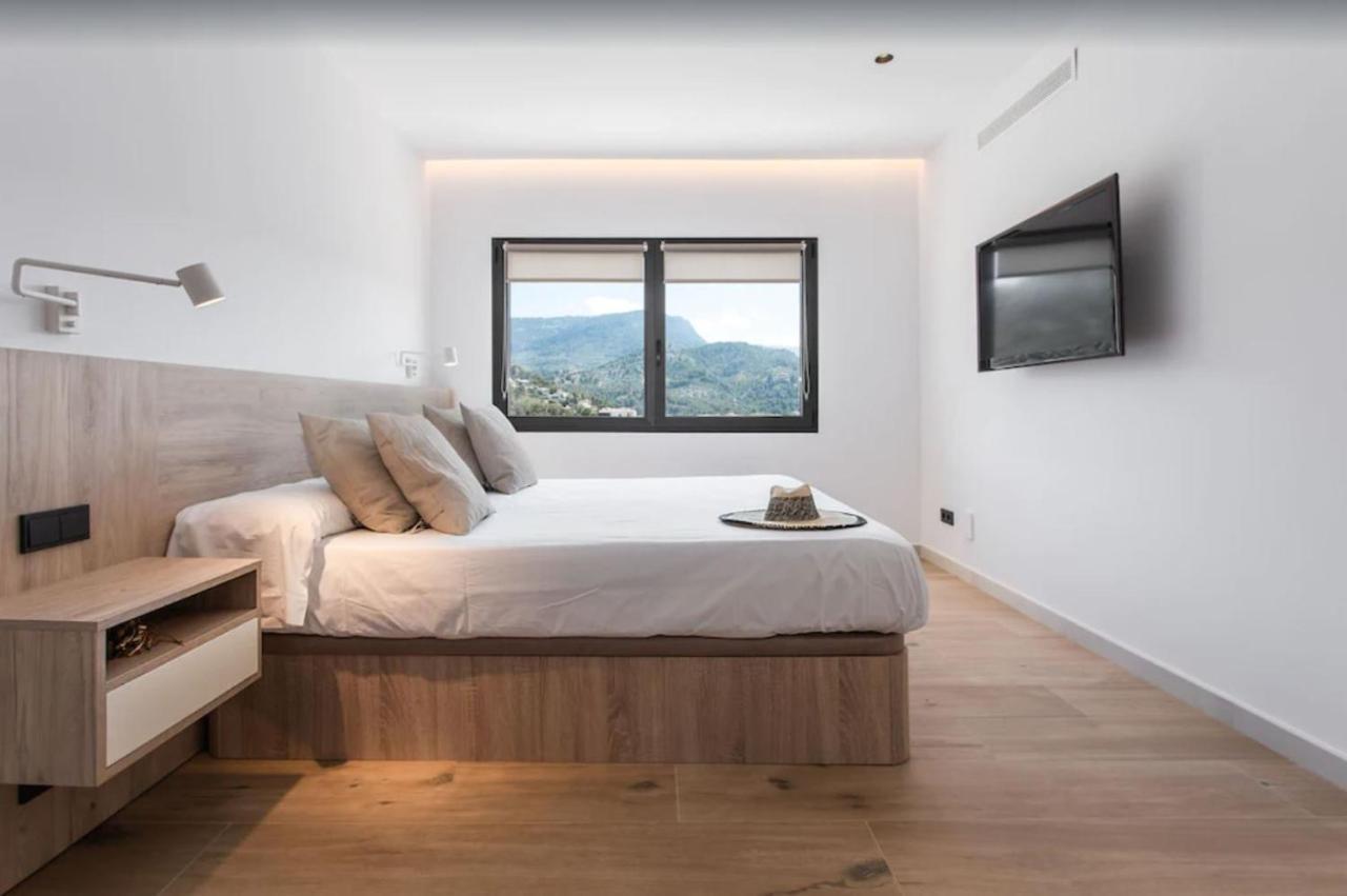 Ona * Puerto de Sóller